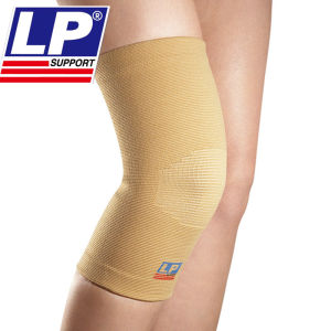 Soft Warm Professional Sports Knee Pads for Running Basketball Men Women Protective Gear in Skin Color Knee Support