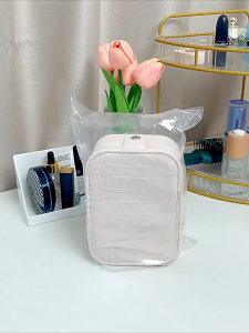 Túi Trang Điểm/Hộp đựng trang sức mini có gương và đèn led đa năng đựng mỹ phẩm thiết/Hộp đựng đồ trang điểm/hộp mĩ phẩm