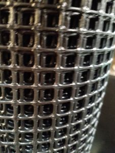 ส่งด่วน ส่งไว ตาข่ายพลาสติกอย่างหนา สีดำ ตราไทยประสิทธิ์ของแท้ 100%  ความสูง 90 cm แบ่งขายเป็นเมตร เริ่มที่ 1 ชิ้น= ยาว 1 เมตร (ตัวอย่าง สั่ง 6ชิ้น=ยาว 6 เมตร)