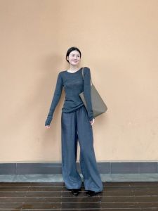 ชุดสองชิ้นแขนยาวป้องกันแสงแดดสไตล์เกาหลีสำหรับผู้หญิง ชุดกางเกงขายาวลำลองสไตล์เกาหลีสีพื้นเรียบง่ายและทันสมัย