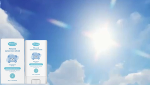 All-Natural Designed for children Kids SPF 50 Sunscreen Stick UV Isolation Safe Sun Cream For Children Baby Lightweight Water Resistant Moisturizing Sunscreen Sunburn protection