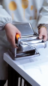 Crank For Manual Pasta Presseshand-noodle machine shake handle&Holder，Replacement Home Fix Noodle Maker Clip Tahan lama