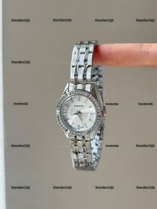 COJR | Elegant Slim Ladies Quartz Watch