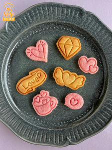 Bánh Quy Hình Trái Tim Hoạt Hình DIY Bằng Nhựa 3D Press Style Chất Liệu PLA Dụng Cụ Nướng Cưới