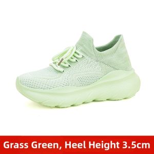 HANGONGZHU | Breathable and Sweat-wicking Non-slip Shock-absorbing Thick Sole Pink Mesh Tied Dance Shoes