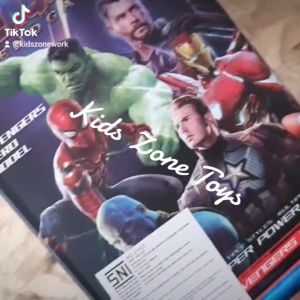 SS Mainan Anak Avanger Hulk / Tinggi Robot +/- 15 Cm Marvel Action Figure Lampu Laser