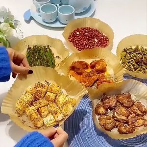 สินค้าพร้อมส่ง 50 ชิ้น กระดาษรองหม้อทอดไร้น้ำมันทรงกลม แบบใช้แล้วทิ้ง สําหรับเตาอบ ทำขนม กระดาษซับน้ำมัน กระดาษดูดน้ำมัน