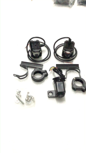 Đèn giao thông tự động tích hợp Mini W2 4 chế độ Phiên bản mới nhất 2024 (2 light + 1 left domino)