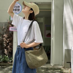 Casual Nylon Canvas Shoulder Bag Medium Size for Women Daily Matching Japanese Style Pure Color Crossbody Bag Lightweight Artistic