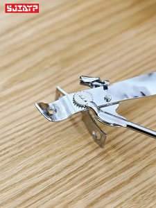 Pembuka Tutup Botol / Kaleng  3in1 Serbaguna Doll PK-DOLL18 Bahan Stainless Anti Karat