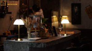 Đèn để bàn decor HUTA Light For Life RESDUNON cảm ứng tích điện điều chỉnh độ sáng bảo hành 18 tháng