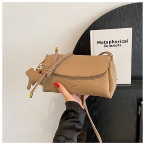 Luxury Small Leather Shoulder Bag for Women Trendy Versatile Soft Leather Large Capacity Crossbody Bag Fashionable Envelope Style