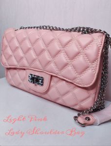 READY STOCK‼️Lady pick sling bag shoulder bag fashion 小香风粉色单肩小羊皮小包单肩斜挎菱格链