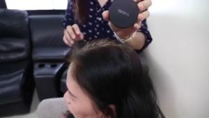 Arete Jelly Puff - 01 สีดำ 02 สีน้ำตาล ครีมปิดผมขาว เจลลี่พัฟปิดผมขาว นวัตกรรมที่จะหยุดไหล่ เพิ่มความหนาแก่เส้นผม กันน้ำ กันเหงื่อ บางเบา ล้างออกได้ง่าย ไม่เหนียว