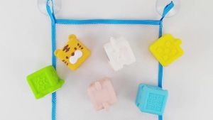 Baby Soft Silicone Building Blocks Toys 3D Cube Animal Stacking Toys Toddler Early Educational Sensory Montessori Toys Bath Toys