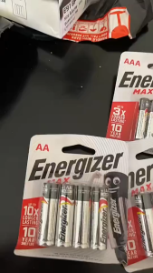 12Pcs Energizer MAX AA/AAA Alkaline Batteries 1.5V 1 AA isi 4 | AAA isi 4 Pcs - Murah Meriah