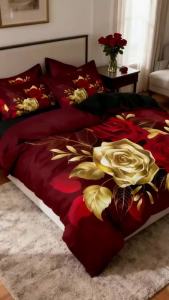 3pcs Romantic Red Rose Print Duvet Cover Bedding Set - Includes 1 Duvet Cover & 2 Pillowcases Perfect For All Seasons