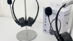 Bluetooth Call Center Headphone Wireless Headset With Noise Cancellation Microphone 130° Adjustable For Skype Computer
