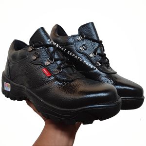 Sepatu Safety Kulit Sapi Kerja Pabrik Kitchen Las Bengkel Batubara Pom Perusahaan Sepatu Safety Tahan Api Las Minyak Solar Sepatu Safety Pria Wanita