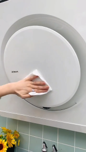 ทิชชู่เปียกห้องครัว กระดาษเปียกทำความสะอาดครัว มีน้ำยาในตัว กลิ่นเลมอน ผ้าหนาแผ่นใหญ่ 80 แผ่น/แพ็ค ขจัดคราบมัน เช็คเครื่องต่างๆในครัว