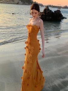 ชุดเดรสยาวคอวีแขนกุดผ้าตาข่ายกระดูกปลาสไตล์วันหยุด กระโปรงทรงเอเอวสูง ชุดราตรีดอกไม้ ชุดเดรสยาว ชุดเดรสยาว