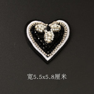 รูปหัวใจประดับลูกปัด DIY แฮนด์เมด รูปหัวใจรัก ลูกปัด เครื่องประดับแฟชั่น รองเท้า หมวก อุปกรณ์เสริม กระต่าย DIY