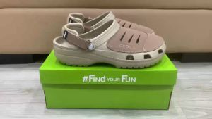Giày sục crocs chuẩn xịn chống hôi chân nhựa tế bào êm mềm đúc liền khối siêu bền đi mưa lội nước đi biển Yukon Sport Clog màu khaki