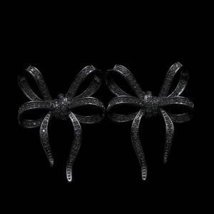 Huitan Big Bow Stud Earrings Modern Fashion Sparkling Earrings for Women Crystal Cubic Zircon Romantic Female Accessory Jewelry