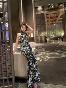 XULU Original Luxury Velvet Sequin Elegant Ladylike High-End New Chinese Style Hanging Neck Qipao Fish Tail Slimming Dress