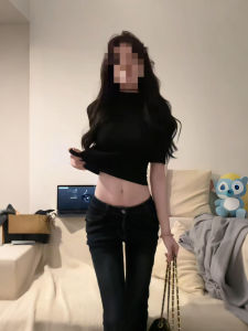 Black Mid-Sleeve Slim Fit High Collar Short Sleeve Base Shirt Womens Fashionable Early Autumn City Walk High Waist Soft Comfortable