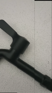 [ VIENA ] Kran Air Tembok Tembok Panjang Keran Kamar Mandi 1/2"  Engkol 3118 Hitam