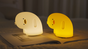 🔥[Ready Stock] Cute Why Duck Silicone Night Light Soft Glow 3 Dimming Timer USB Lamp Lampu Tidur Malam 小夜灯