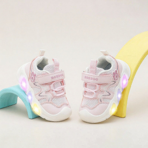 Bobdog | Light-up Childrens Walking Shoes