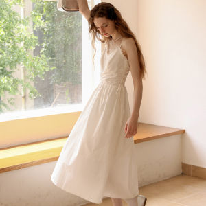Pure Desire White Pleated Waist Slimming Strap Dress French Style V-neck Retro Long Dress Autumn Season Womens Fashion Dress