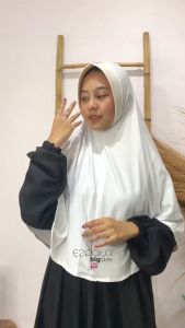 Jilbab Bergo Pet Tebal Nutup Dada Putih Umroh Haji Ukuran L Termurah