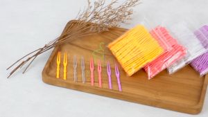 [2 PACK] Garpu Plastik Kecil Garpu Kue Ultah Tusukan Buah Puding Garpu Warna Warni Ukuran 8cm