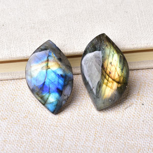 Natural Labradorite Leaf Shape Ornaments: DIY Energy Healing Stone Jewelry & Home Decor