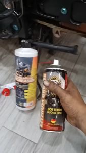 Chai Xịt Dưỡng Sên Mỡ Bò Sprayking Lithium Grease 400ml