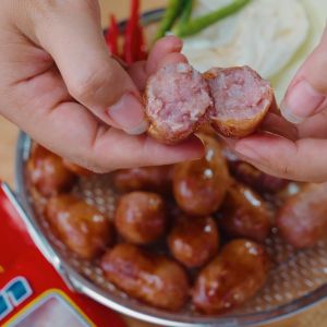 ไส้กรอกอีสานวาสนา 400 กรัม