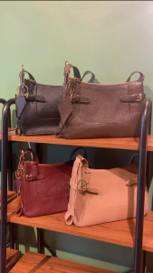 KAIA Tas Selempang & Bahu Wanita Kulit Asli 100% Tidak Mengelupas Size 28cm