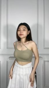 ONEFASHIONMALL Atasan Crop Top Sling Tanktop Style Tengtop Silang Pakaian Dalam With Cup BR049