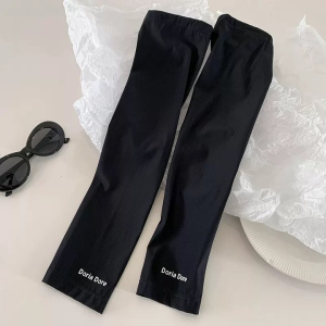 Womens Ice Silk Loose Sleeve Covers Summer Driving Bicycle Riding UV Protection Lightweight Sleeve Covers Fashionable Sunscreen Arm Covers