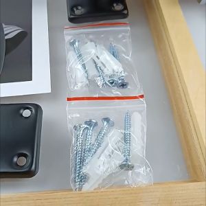 Bracket Gantungan Gitar Akustik & Listrik Dinding Tembok