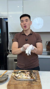 Găng Tay Vinyl Trong Suốt HAKO Không Bột 100 Chiếc/Hộp Dùng Chế Biến Thực Phẩm Nấu Ăn Nhà Bếp Spa