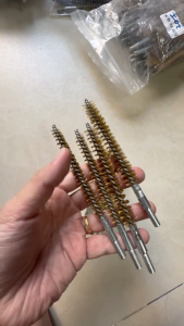 Chổi cọ đồng M6 gắn khoan đa năng – vệ sinh bugi ống đồng chi tiết máy – sợi đồng cao cấp