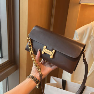Elegant Womens Baguette Bag Underarm Bag Fashion Trend Lock Buckle Closure PU Leather Single Shoulder Crossbody Handbag