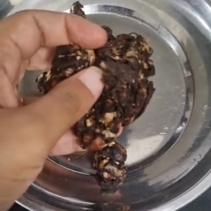 Sathva Tamarind | Seeded Manually Cleaned & Defibred | Natural Puli for Rasam Sambar & Pickles | Indian Grocery