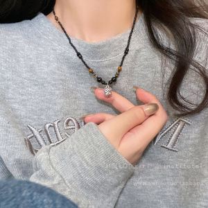 New Chinese Style Lion Wake Pendant Necklace Womens Vintage Ethnic Black Obsidian Clavicle Chain High-End Sweatshirt Chain