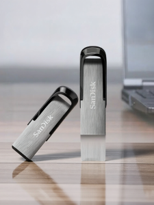 SanDisk | Fast Encryption Metal USB 3.0 Flash Drive 32GB
