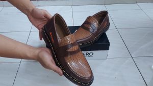 Sepatu Formal Pria Almero Iden Sepatu Selop Model Boots Sepatu Pantofel Slip On Casual Formal Sneakers Nikahan Kondangan Kerja Kantor Kasual Kulit Santai Pansus Gaya Trendy Almero Handmade Bandung Hitam Cokelat 39-43 Murah Terbaru Bayar Di TEMPAT COD